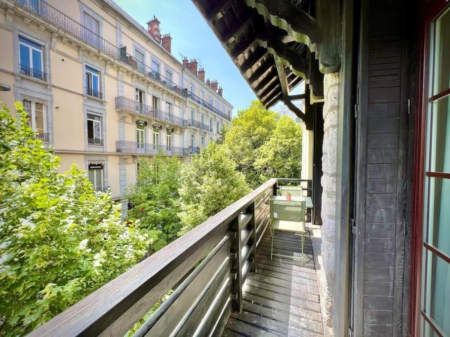 R'Apparts T3 Le Prestige Grenoblois Grenoble Exterior photo